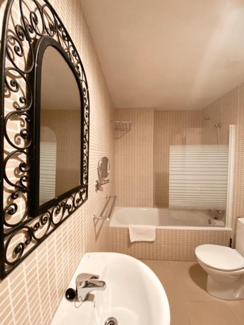 Apartamentos Laurel Λογκρόνο Εξωτερικό φωτογραφία